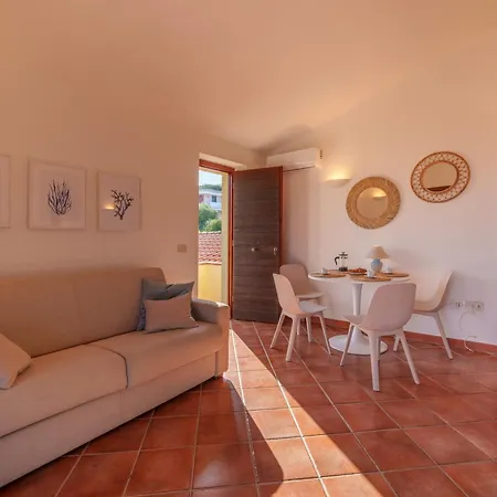 Figari * Golfo Aranci